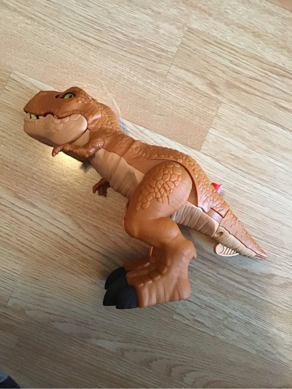 Jurrasic world Thrashing Action trex T-Rex Interactive Kids Dinosaur Toy 12”